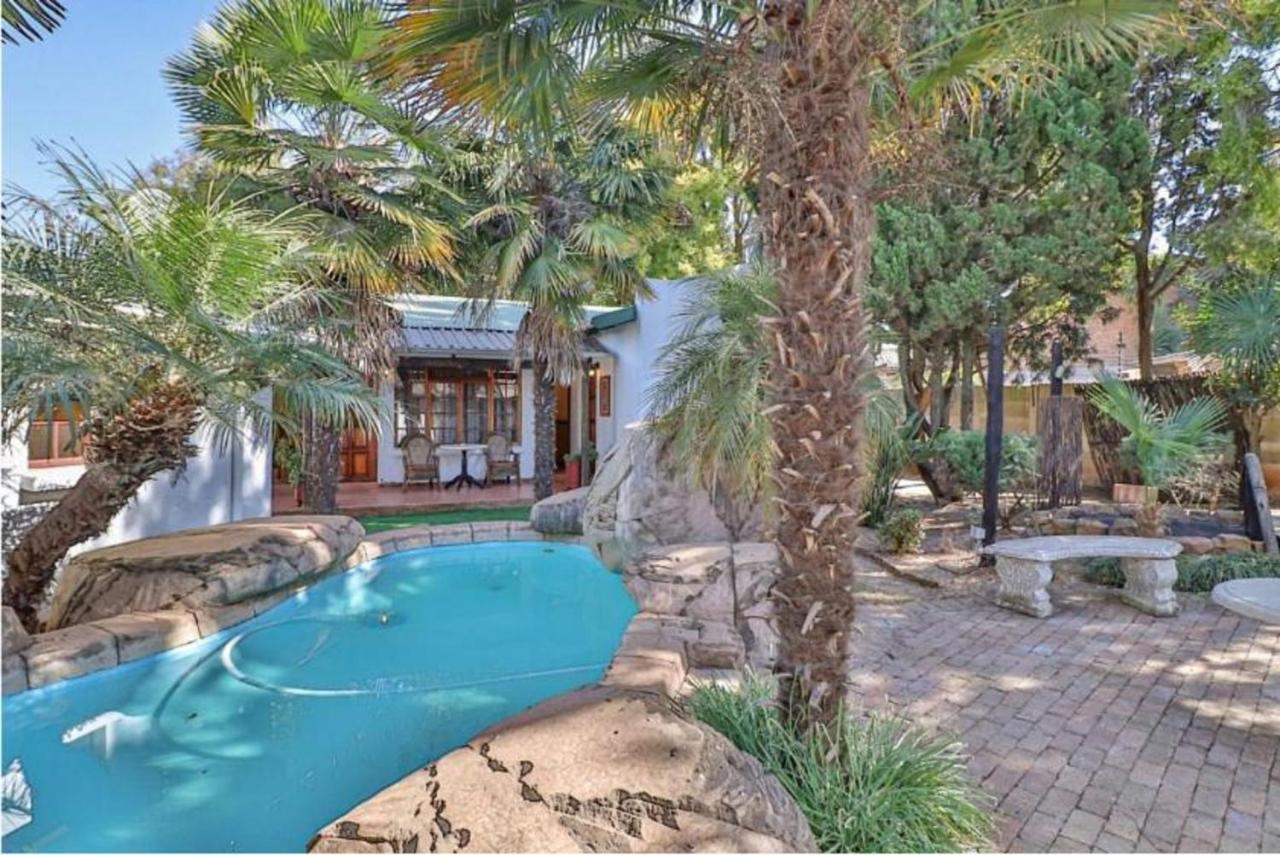 The Link Guest Lodge Κέμπτον Παρκ Εξωτερικό φωτογραφία