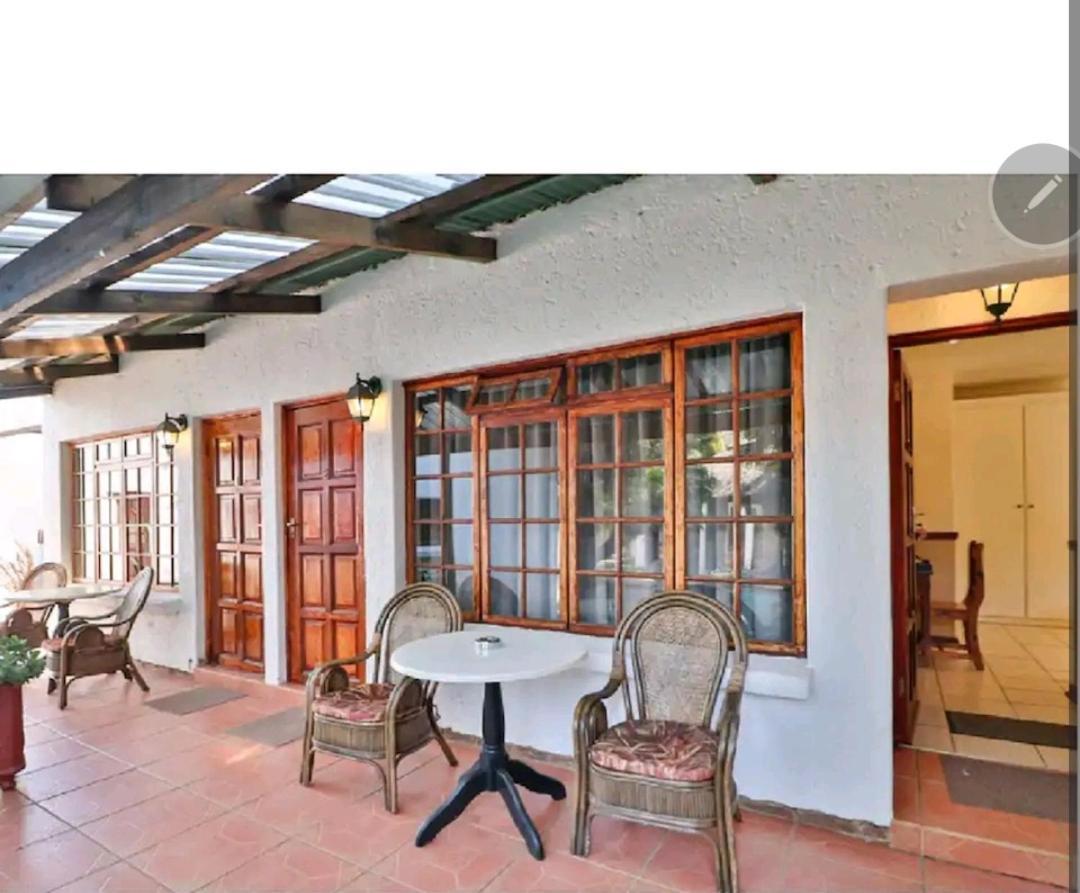 The Link Guest Lodge Κέμπτον Παρκ Δωμάτιο φωτογραφία
